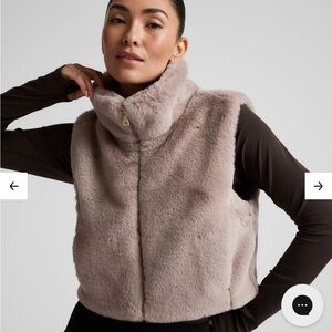 ‼️ ISO Beyond Yoga On the List Faux Fur Vest Small